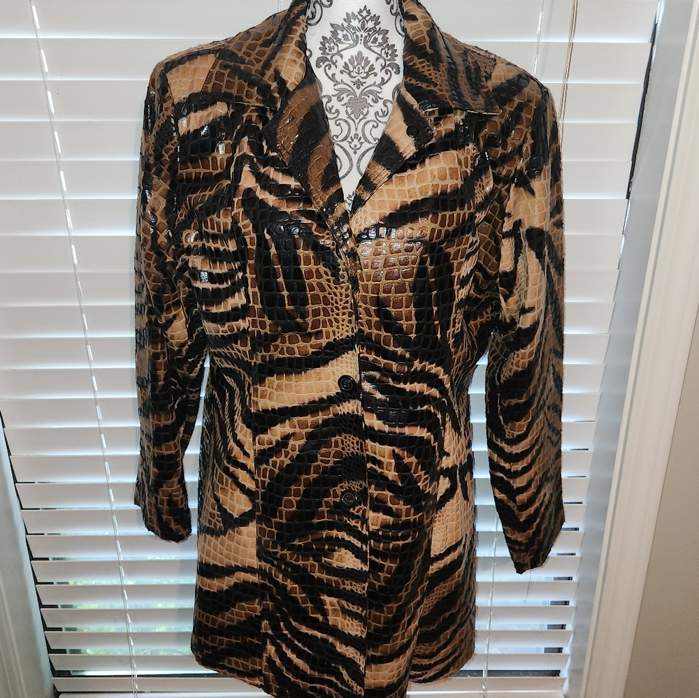 Patterned Jacket - image 4